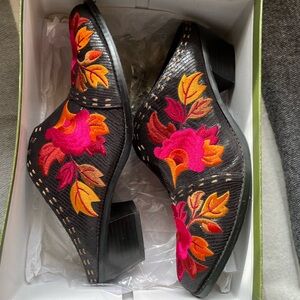 J. Renee floral print women’s mules.